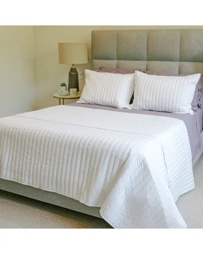 Jennifer Adams 90 Gsm Thread Count Essentials Vertical Stripes Quilt Set In White