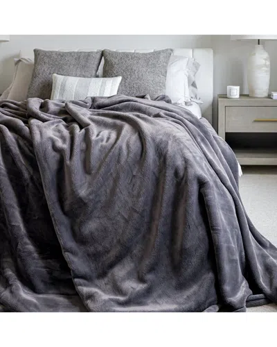 Jennifer Adams Cloud Blanket In Gray