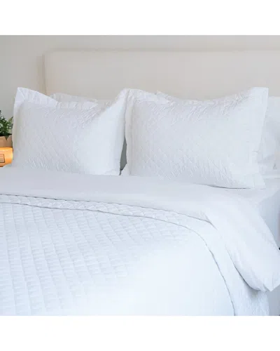 Jennifer Adams Eternal Solana Quilt Set In White
