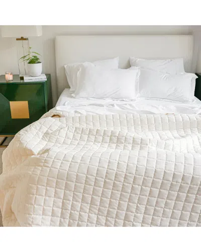 Jennifer Adams Lux California Square Quilt In Neutral