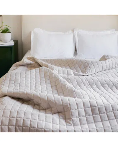 Jennifer Adams Lux California Square Quilt In Pink