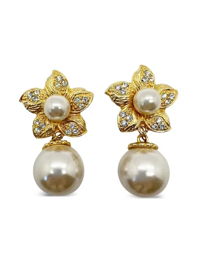 Pre-owned Jennifer Gibson Jewellery 1980s Pearl Flower Earrings In Gold
