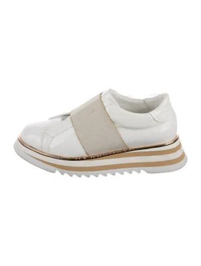 Pre-owned Jennifer Tattanelli Patent Leather Glitter Accents Athletic Sneakers In White