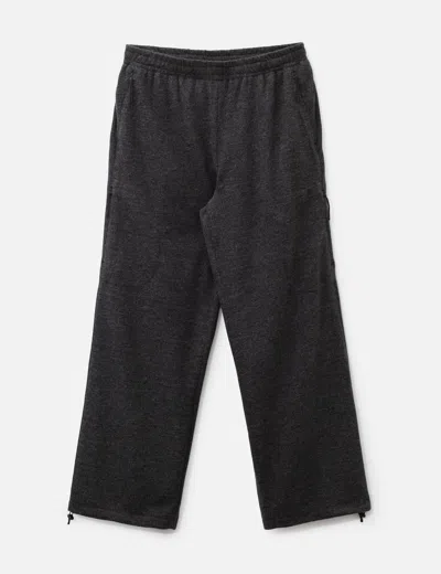 Jeongli River Sweatpants In Black