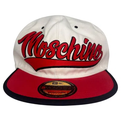 Pre-owned Jeremy Scott Aw20 Moschino Couture  Red White Oversized Snapback Logo Hat