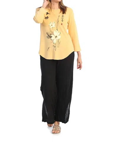 Jess & Jane Blissful Mineral Washed Cotton Top - Plus In Wheat In Yellow