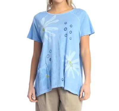 Jess & Jane Darling Pigment Dyed Patch Pocket Cotton Top In Light Blue