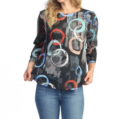 Jess & Jane Lagoon Soft Touch Round Hem Top In Multi In Black