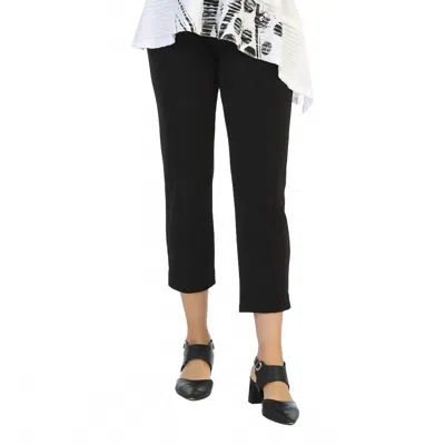 Jess & Jane Mineral Washed Cotton Legging Capri Pants In Jet Black