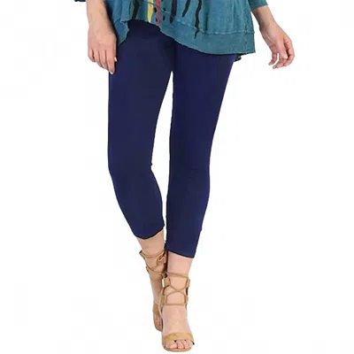 Jess & Jane Mineral Washed Cotton Legging Capri Pants In Jet Denim In Blue