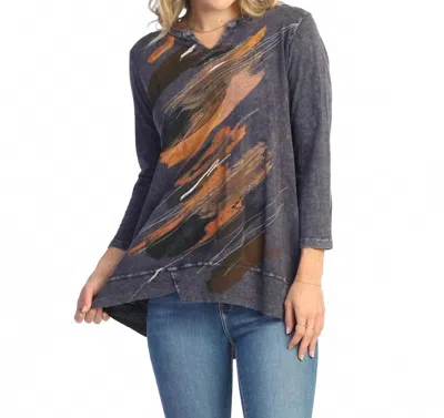 Jess & Jane Opera Mineral Washed Split V-neck Top In Violet In Black