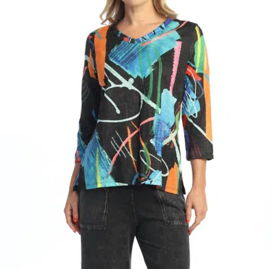 Jess & Jane Rosalie Print V-neck Top In Multicolor In Black