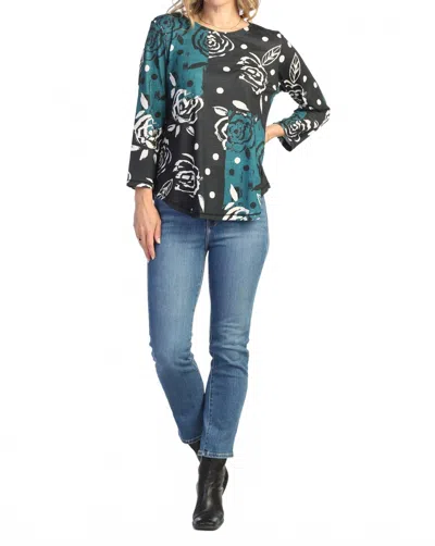 Jess & Jane Rosette Round Neck Top In Multi Color