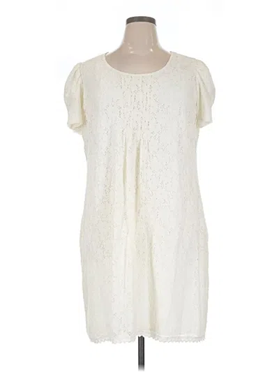 Pre-owned Jessica Howard Casual Dress In Ivory