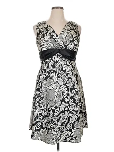 Pre-owned Jessica Howard Cocktail Dress In Silver