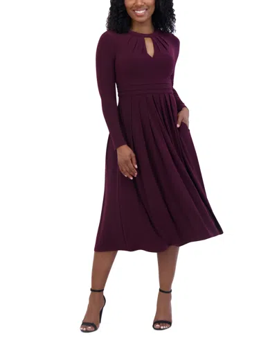 Jessica Howard Petite Ruched Keyhole Midi Dress In Wine