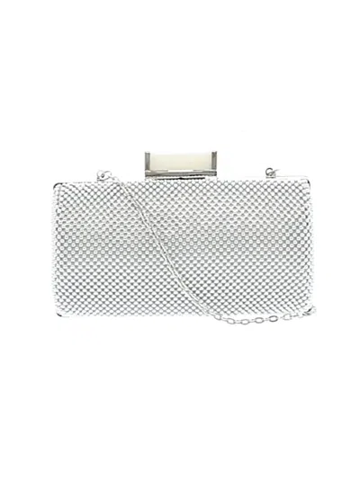 Pre-owned Jessica Mcclintock Clutch In Silver