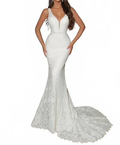 Jessica Mcclintock Mermaid Deep V-neck Gown In Ivory In White