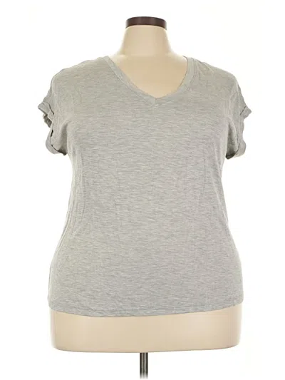 Pre-owned Jessica Simpson Active T-shirt In Gray
