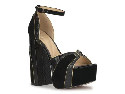 Jessica Simpson Avele Platform Sandal In Black