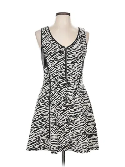 Pre-owned Jessica Simpson Casual Dress In Black