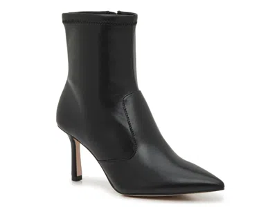 Jessica Simpson Donatela Bootie In Black