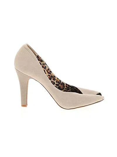 Pre-owned Jessica Simpson Heels In Ivory