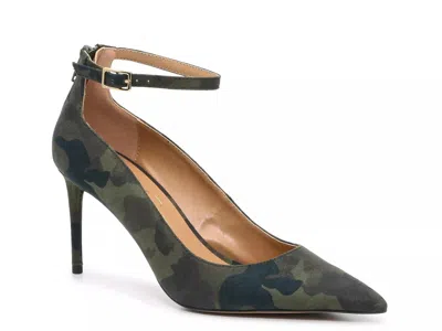 Jessica Simpson Sengazi Pump In Green Camo Print
