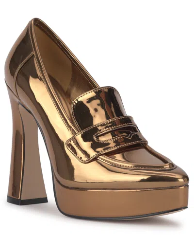 Jessica Simpson Nanelie Platform Pump In Gold