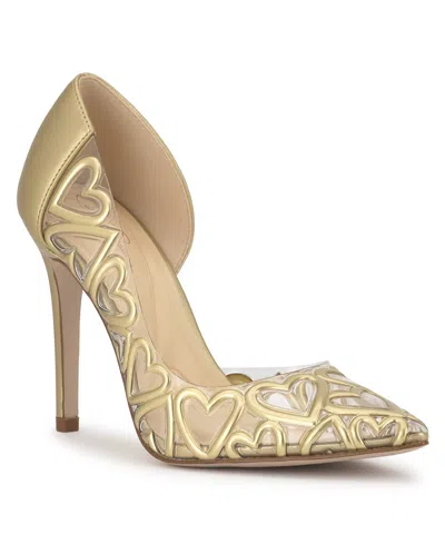 Jessica Simpson Women's Palvin Vinyl Heart Pumps In Brown