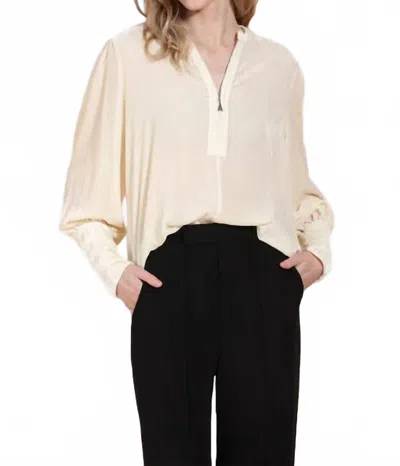 Jessie Liu Silk Velvet Blouse In Ivory In Gold