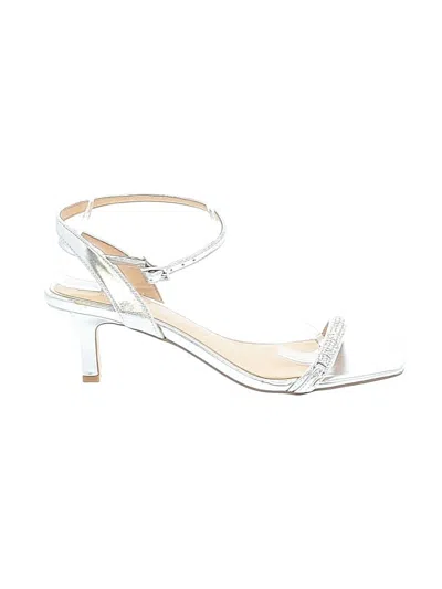 Pre-owned Jewel Badgley Mischka Sandals In White
