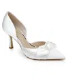 Jewel Badgley Mischka Women's Sidney Slip On Evening Bow Pumps In White