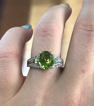 Pre-owned Jewelry By Arsa 3.6 Ctw Natural Green Peridot Diamond Solid 14k White Gold 3-stone Cocktail Ring