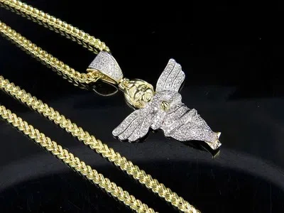 Pre-owned Jewelry Unlimited Men's 10k Yellow Gold Genuine Diamond Cherub Angel Pendant Charm Chain Set 0.... In H-i