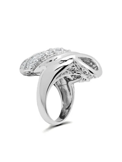 Jewels Aficionado Platinum Seashell Diamond Ring In Gray