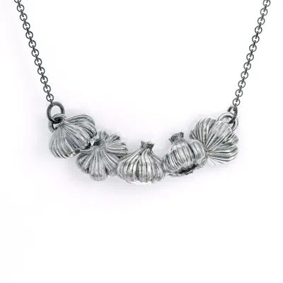 Jewlr Carmilla - Garlic Necklace In Metallic