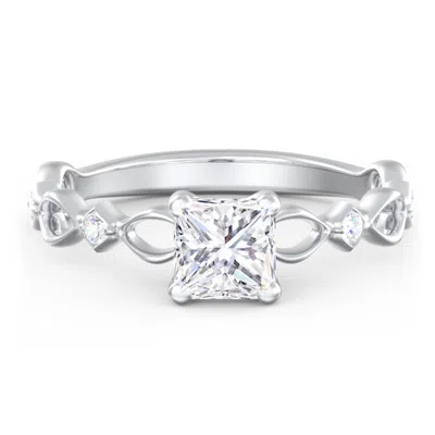 Jewlr Personalized Modern Diamond Twisted Band Ring With Accents In Metallic