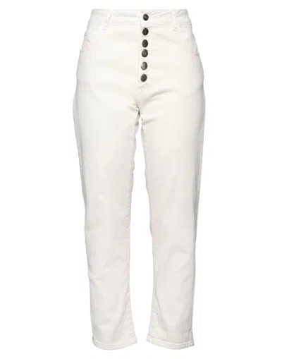Jijil Pants In White