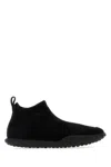 Jil Sander Slip Ons Moon En Daim Noir In Black