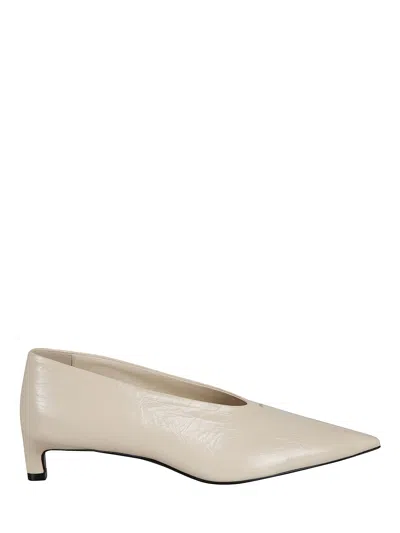 Jil Sander Crinkled Patent-leather Pumps In Neutral