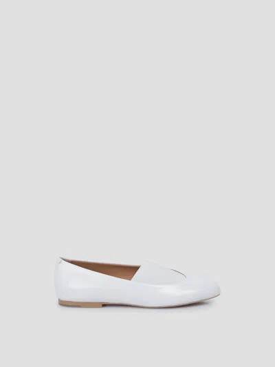 Jil Sander Elegant Ballerina Flats In White