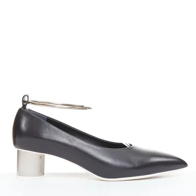 Jil Sander Leather Cylinder Heel Anklet Ring Pumps In Black