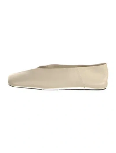 Pre-owned Jil Sander Leather Flats In Neutrals