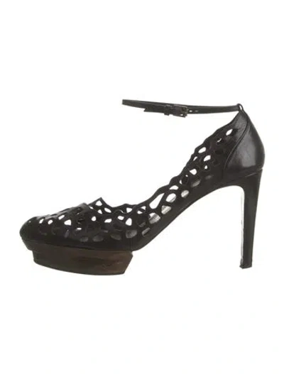 Pre-owned Jil Sander Leather Lace Pattern Pumps In Black