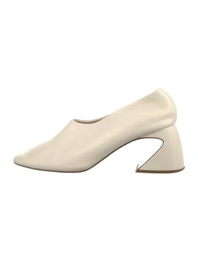 Pre-owned Jil Sander Leather Pumps In Neutral