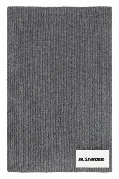 Jil Sander Ribbed Wool Scarf With Subtle Texture In Gray