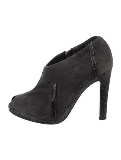 Pre-owned Jil Sander Suede Pumps In Black