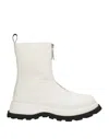 Jil Sander Ankle Boots In White