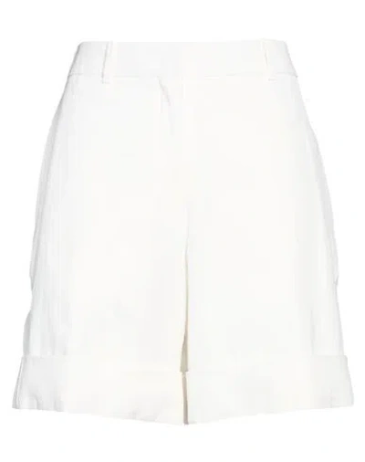 Jil Sander Woman Shorts & Bermuda Shorts White Size 4 Linen